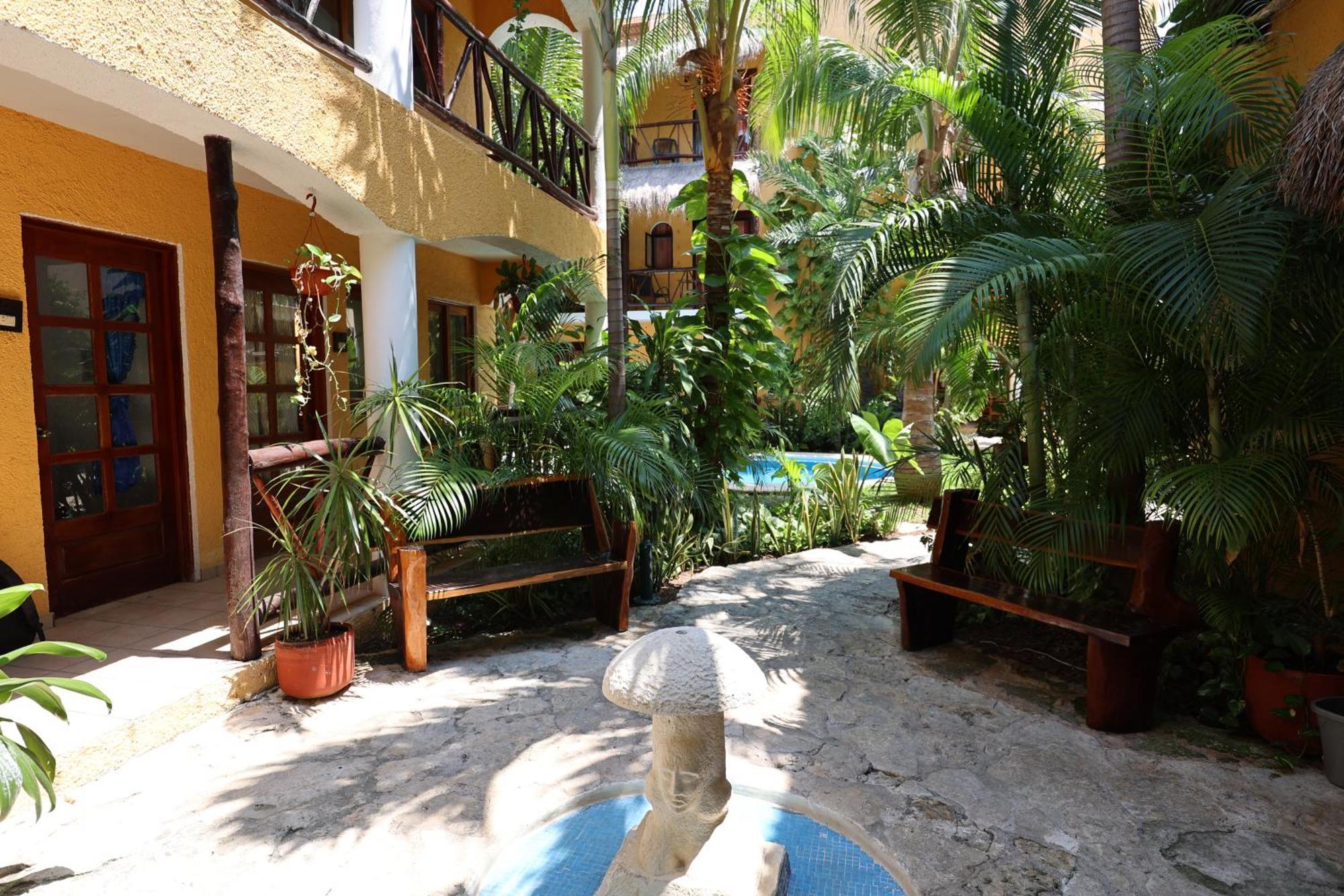 Hotel Bosque Caribe, 5Th Av. Zone ปลายาเดลการ์เมน ภายนอก รูปภาพ